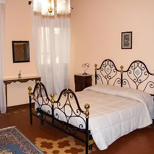 Porta Crucifera Apartment